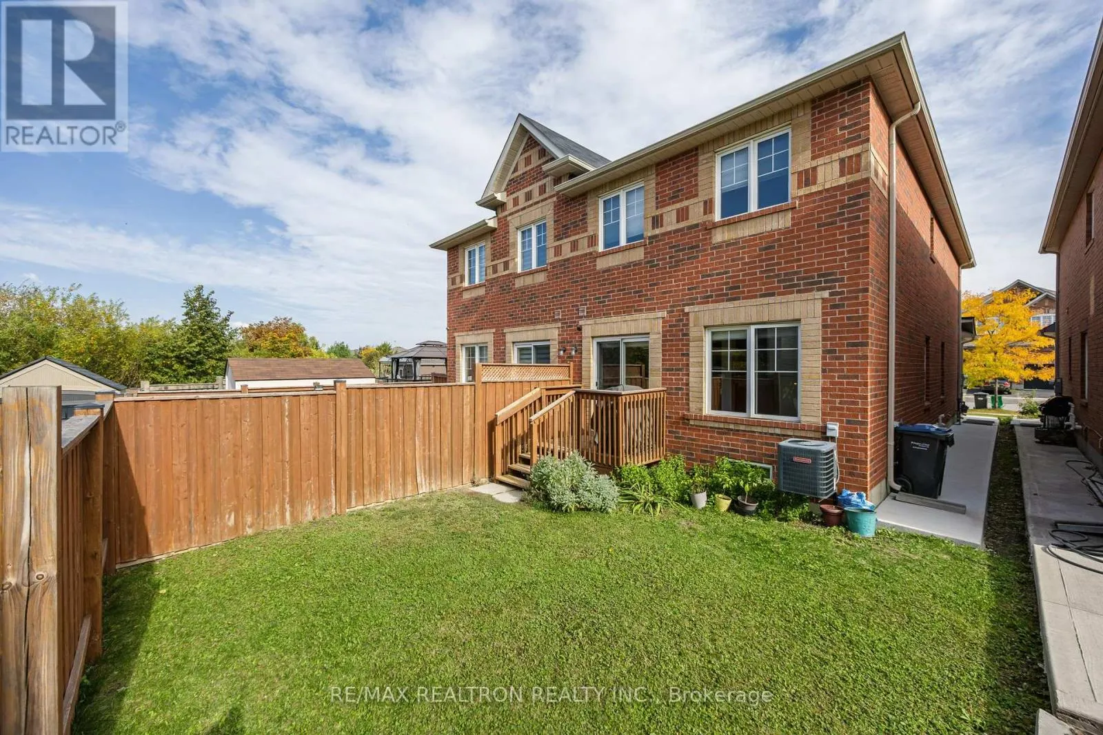 98 HEARTVIEW ROAD
