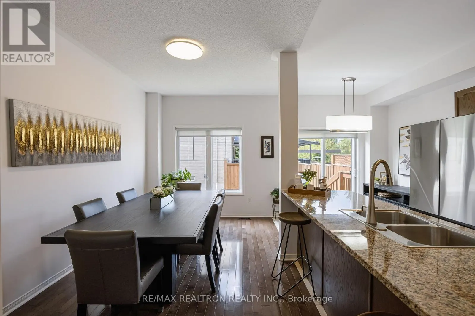 98 HEARTVIEW ROAD