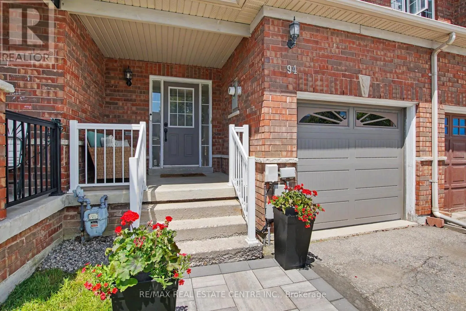 94 TIMBERTOP CRESCENT