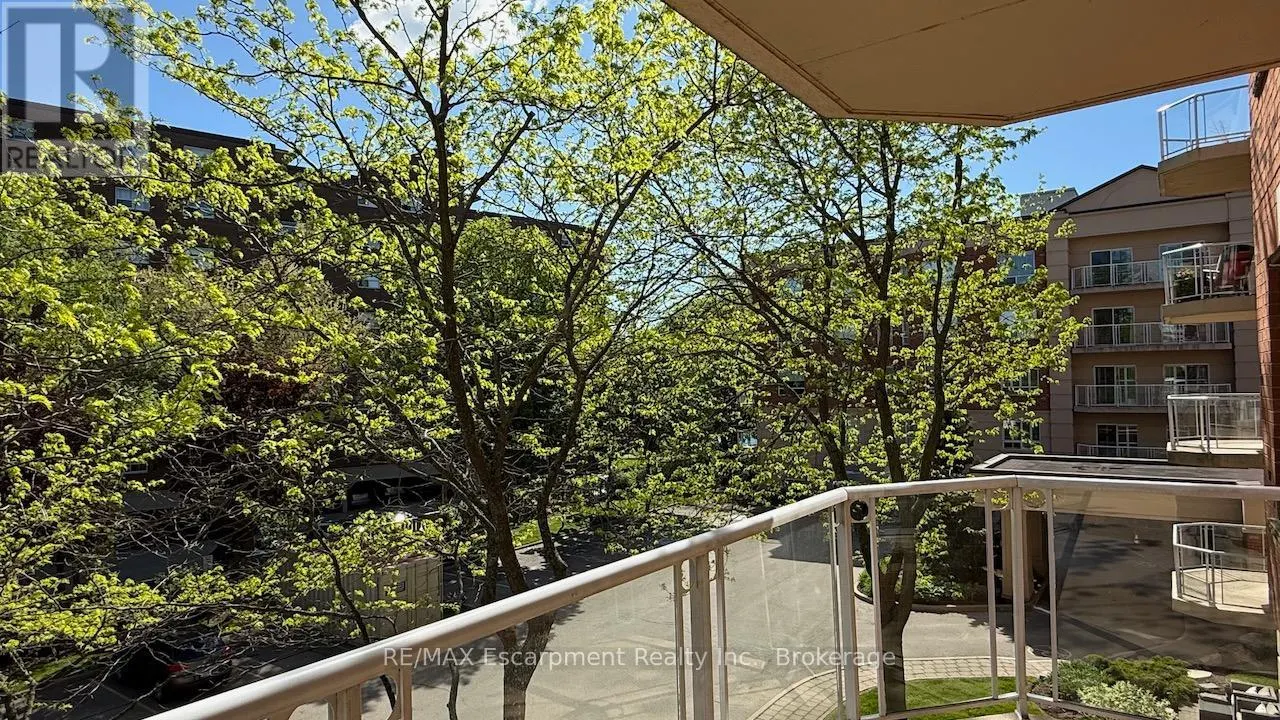 310 - 5188 LAKESHORE ROAD #310