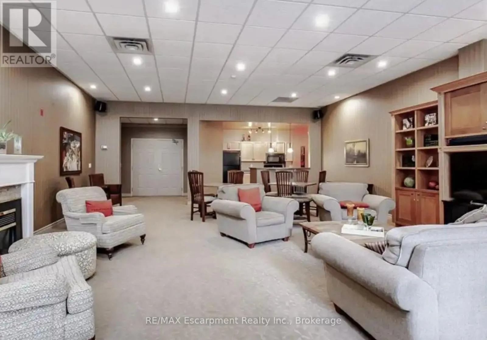 310 - 5188 LAKESHORE ROAD #310