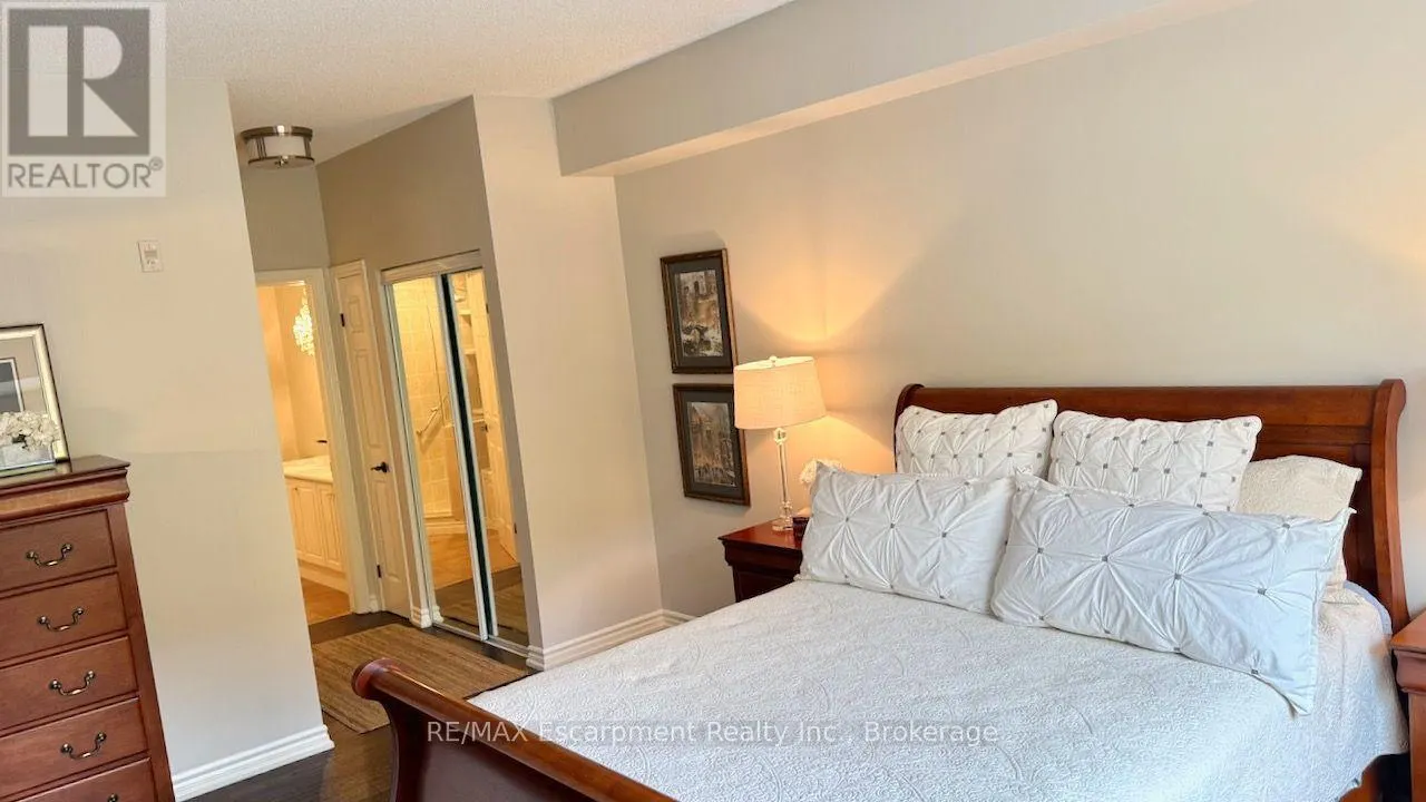 310 - 5188 LAKESHORE ROAD #310