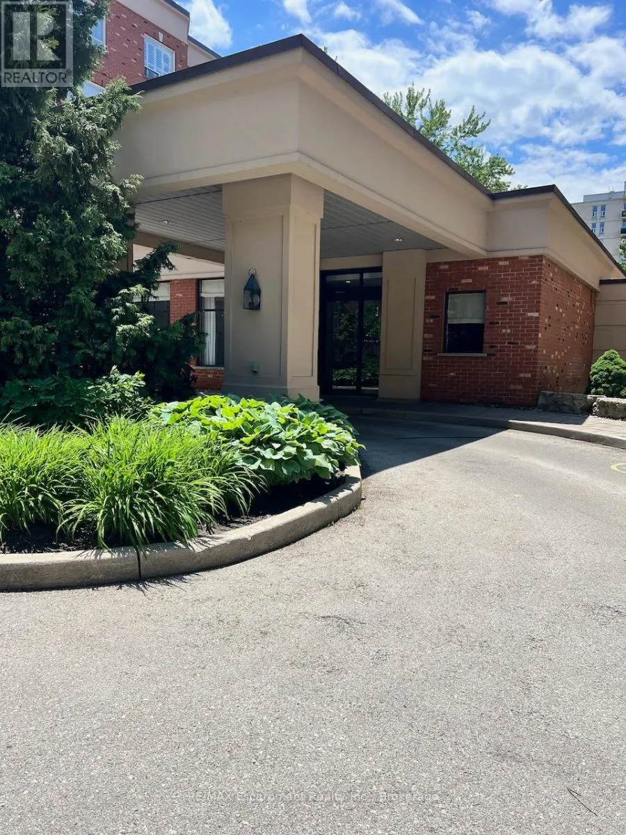 310 - 5188 LAKESHORE ROAD #310