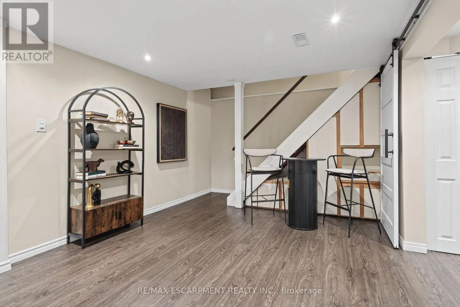 609 CHERRYWOOD DRIVE