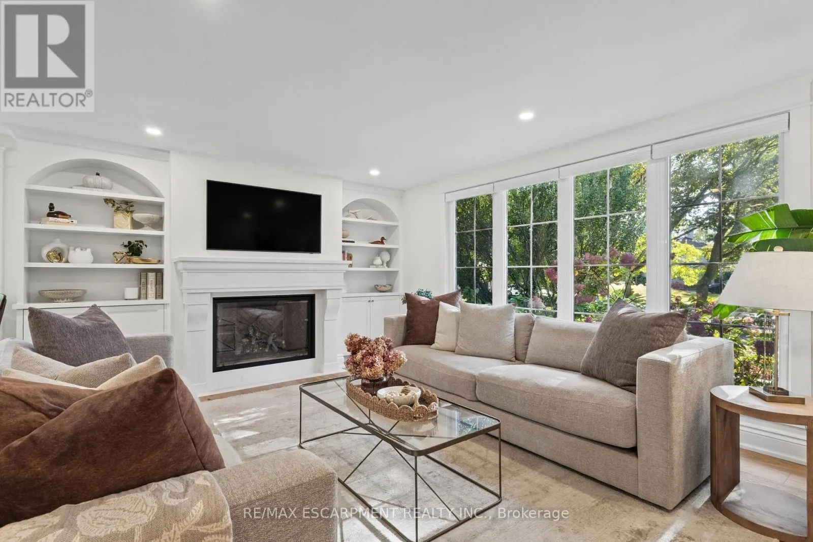 609 CHERRYWOOD DRIVE