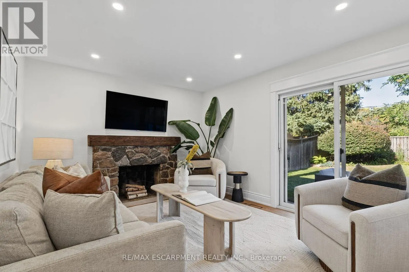 609 CHERRYWOOD DRIVE