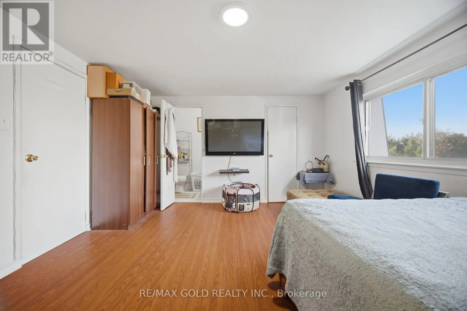 83 CLARION ROAD