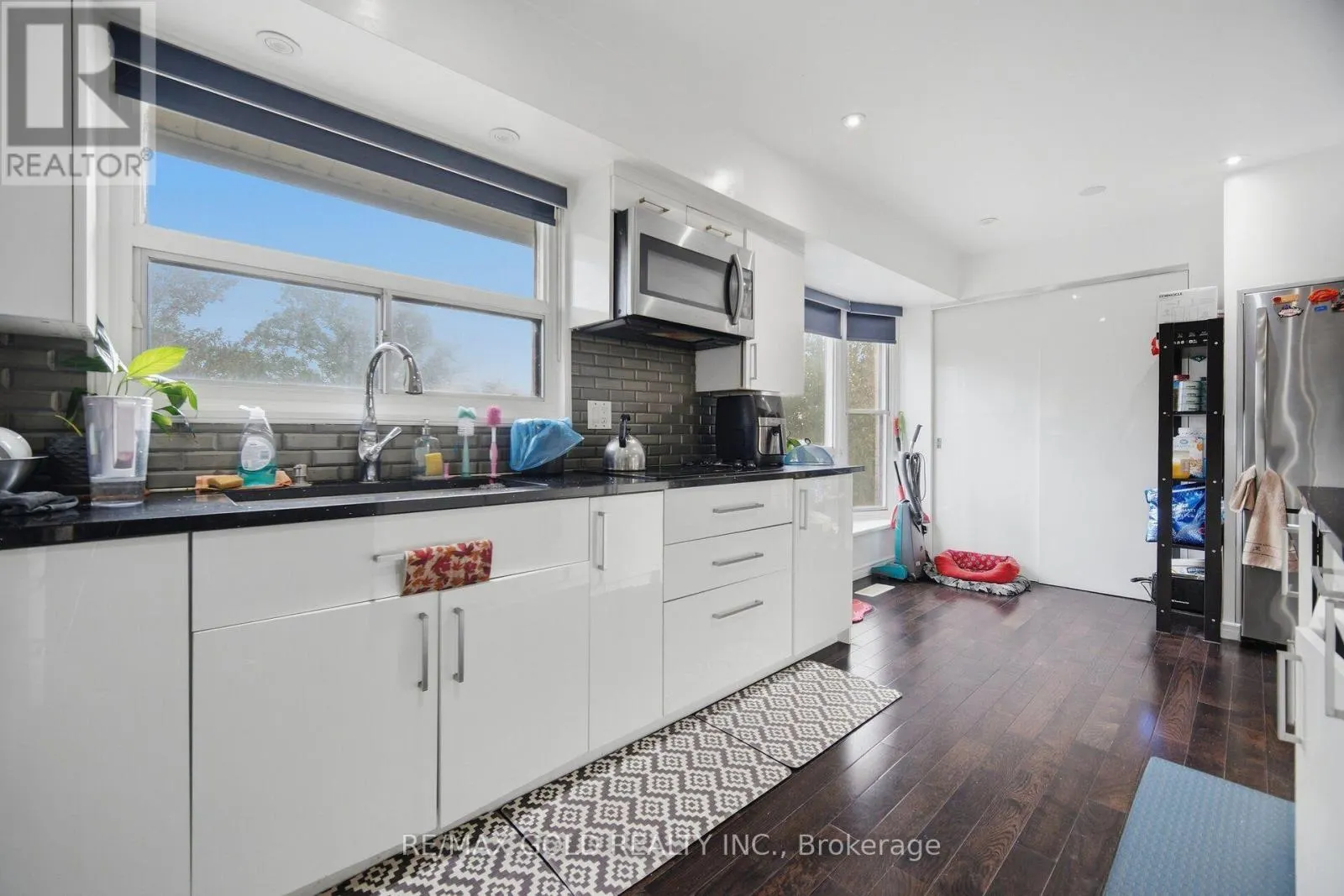83 CLARION ROAD