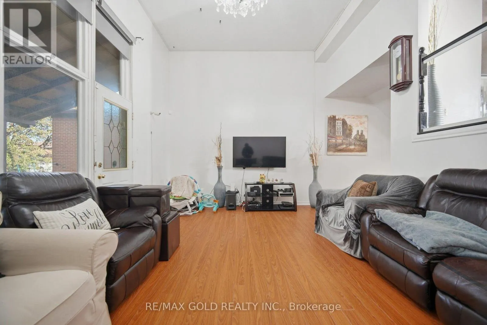 83 CLARION ROAD