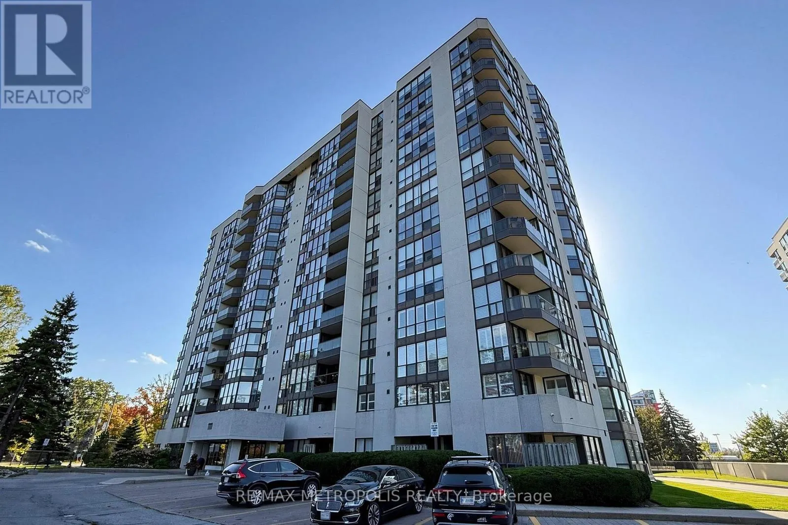 207 - 1111 BOUGH BEECHES BOULEVARD