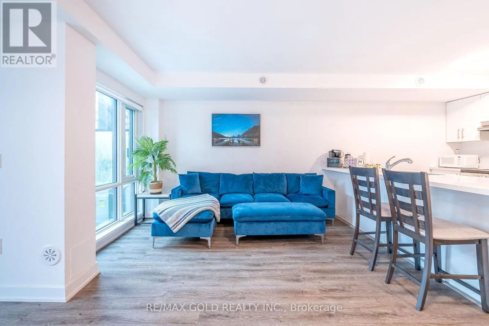 13 - 175 VETERANS DRIVE