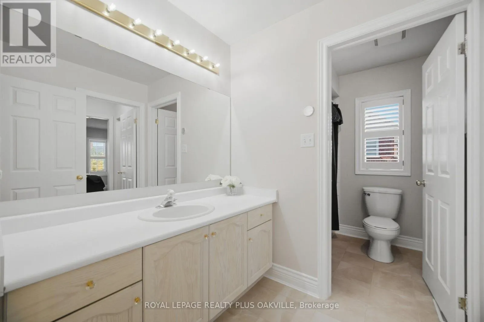 5892 GLEN ERIN DRIVE