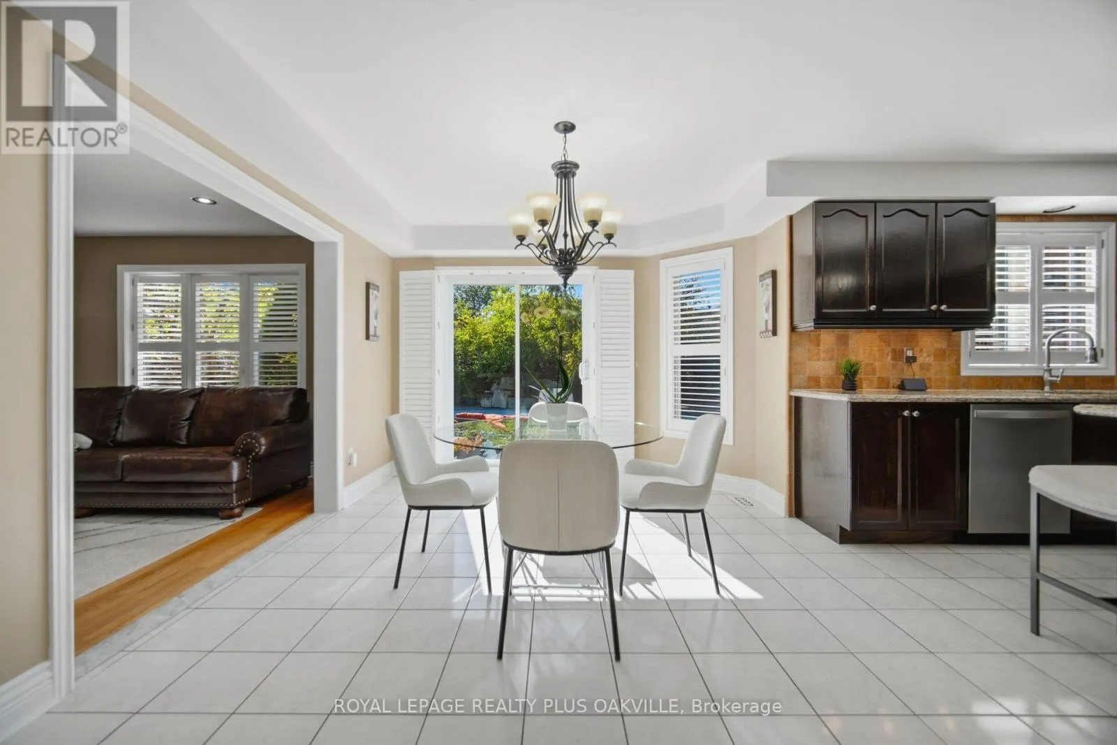 5892 GLEN ERIN DRIVE
