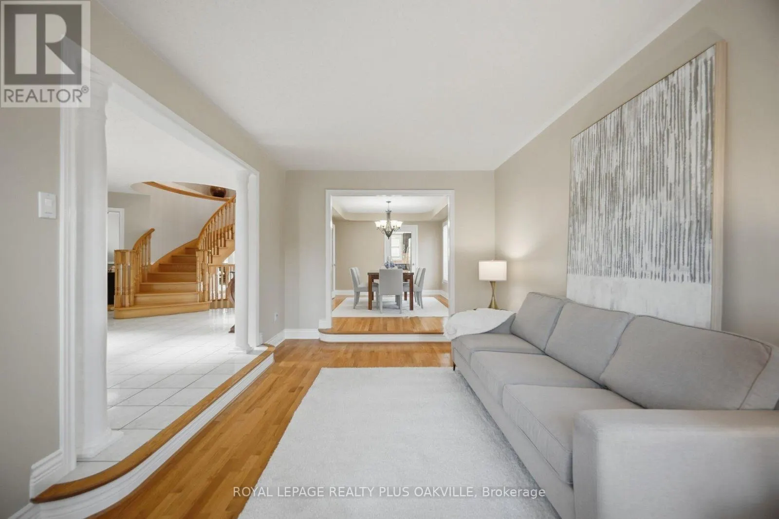 5892 GLEN ERIN DRIVE