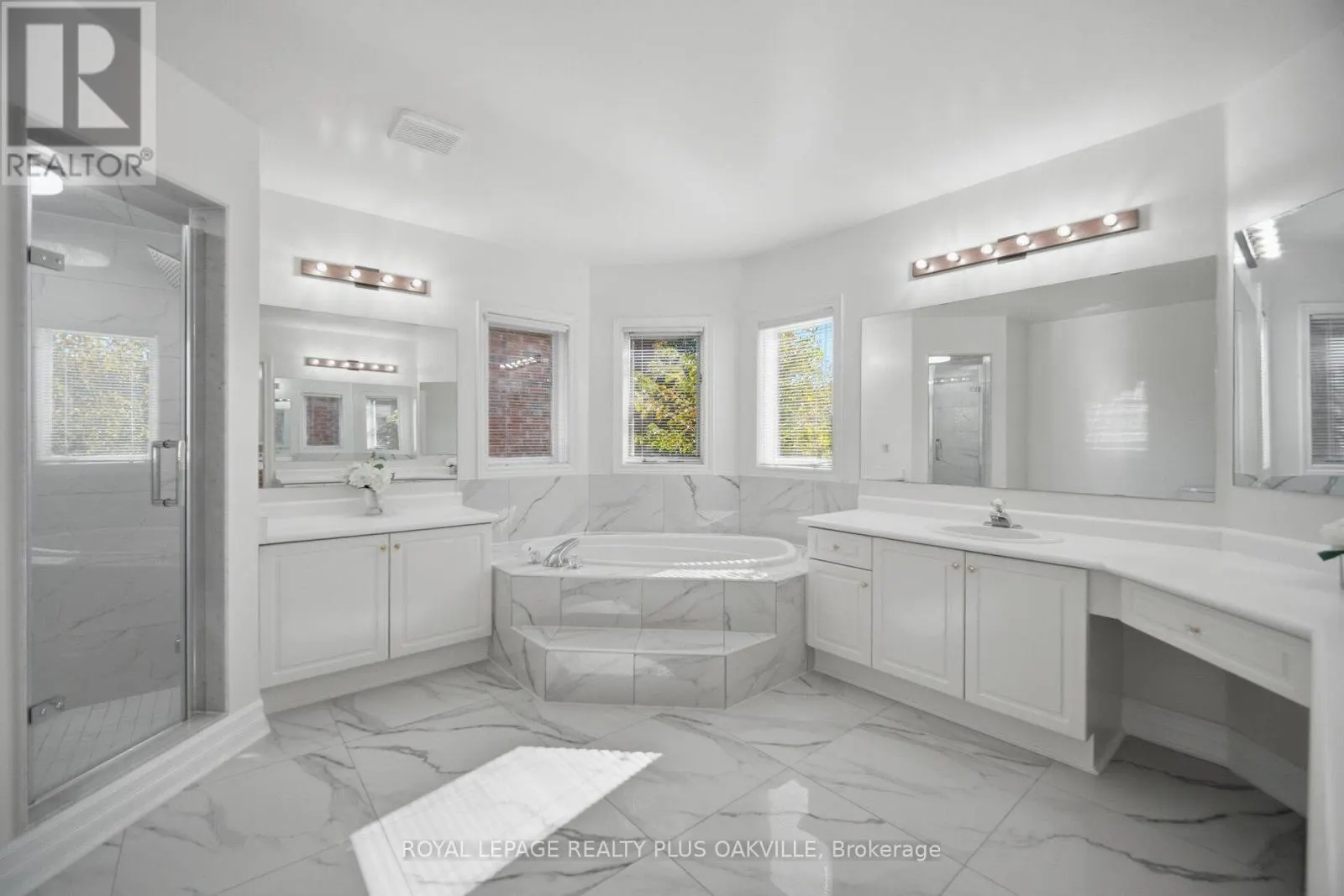 5892 GLEN ERIN DRIVE