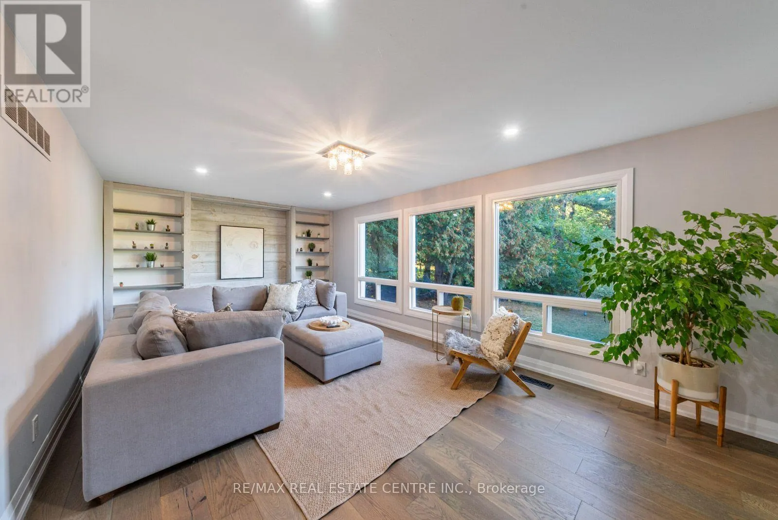 1 CEDAR DRIVE