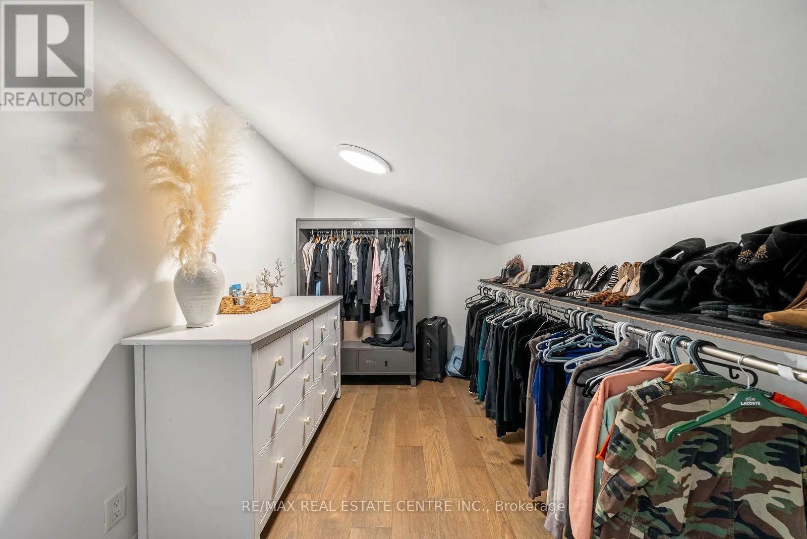 1 CEDAR DRIVE