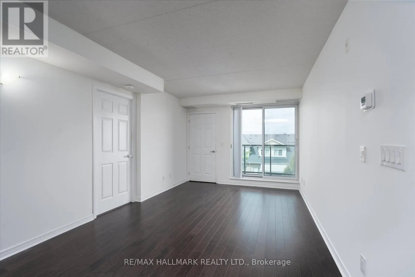 316 - 60 VIA ROSEDALE