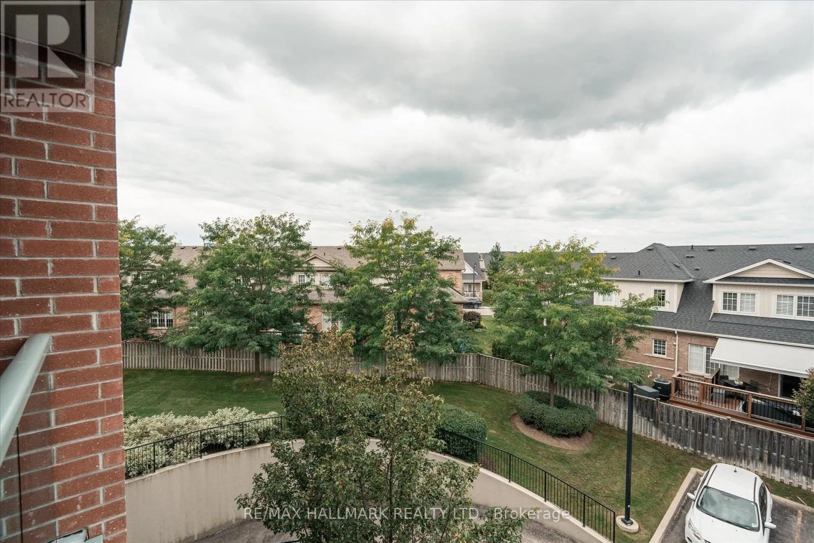 316 - 60 VIA ROSEDALE