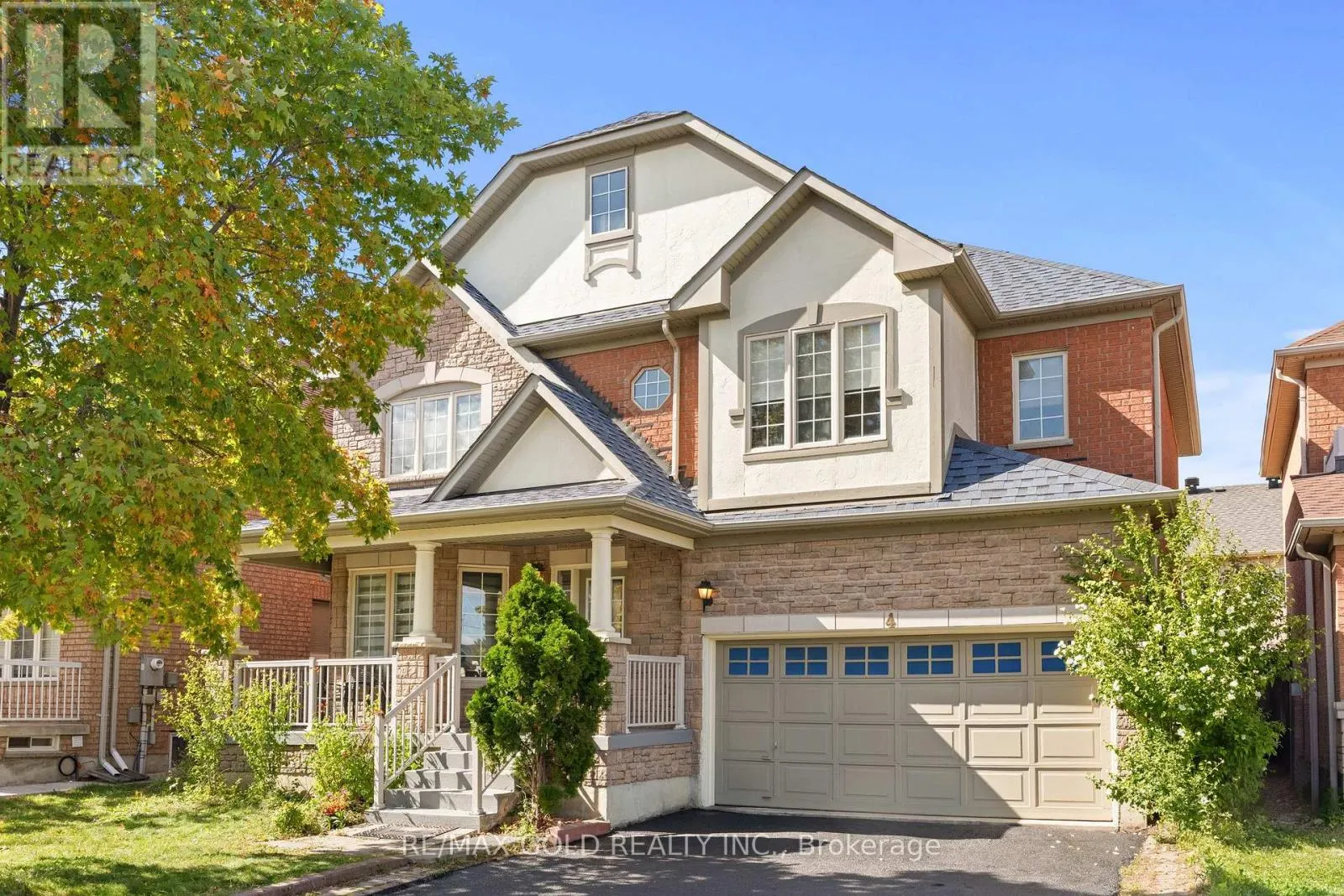 4 AUSTRALIA DRIVE