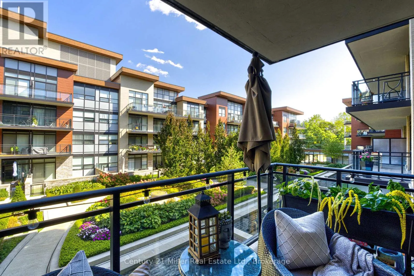 263 - 1575 LAKESHORE ROAD W #263