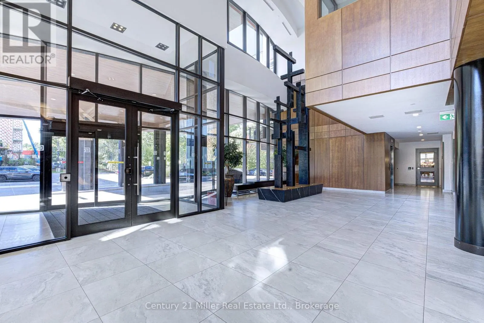 263 - 1575 LAKESHORE ROAD W #263