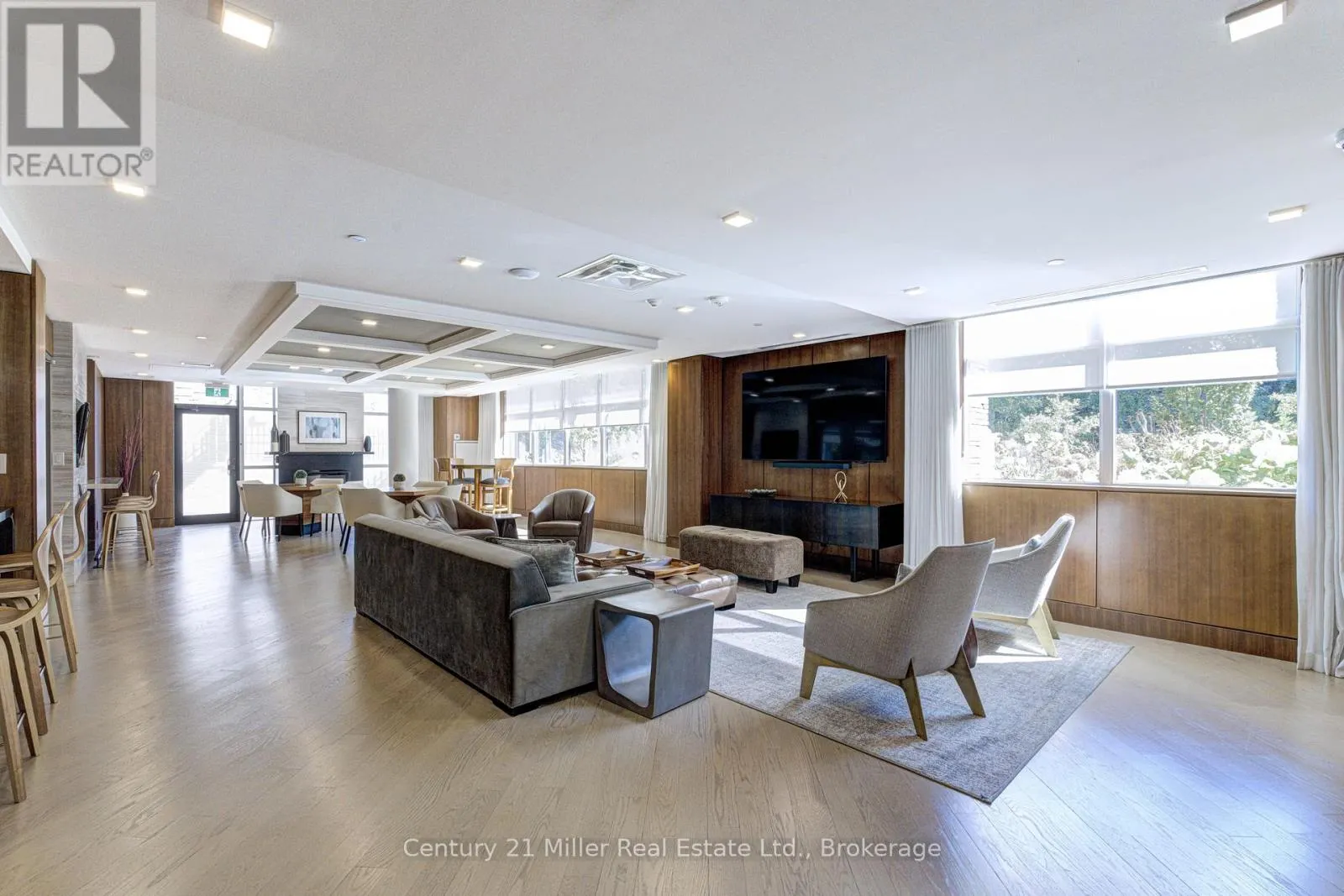 263 - 1575 LAKESHORE ROAD W #263