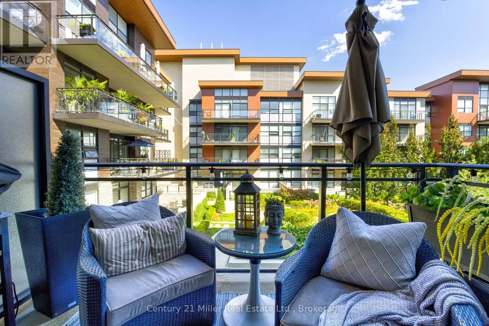 263 - 1575 LAKESHORE ROAD W #263