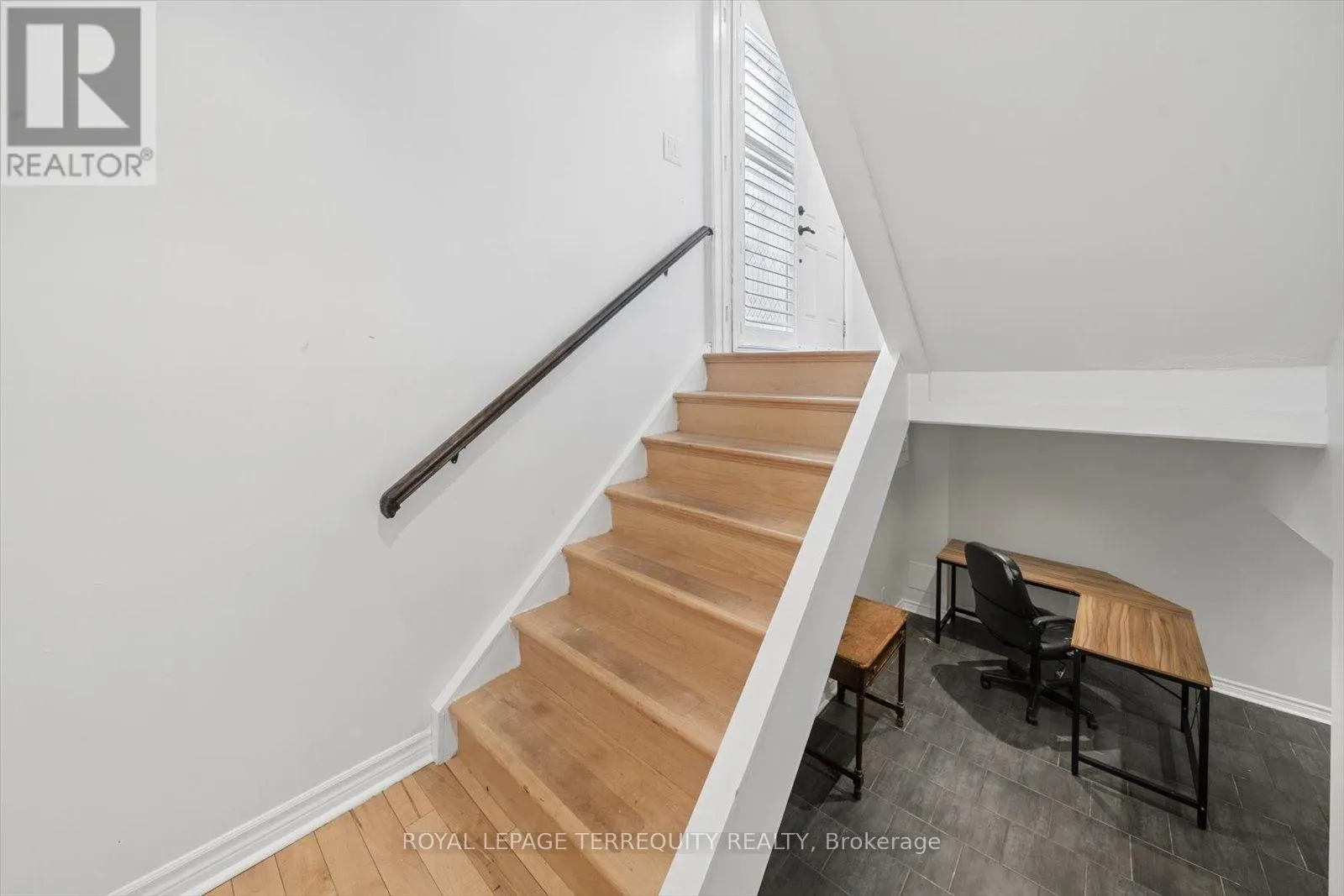 1825 HYDE MILL CRESCENT