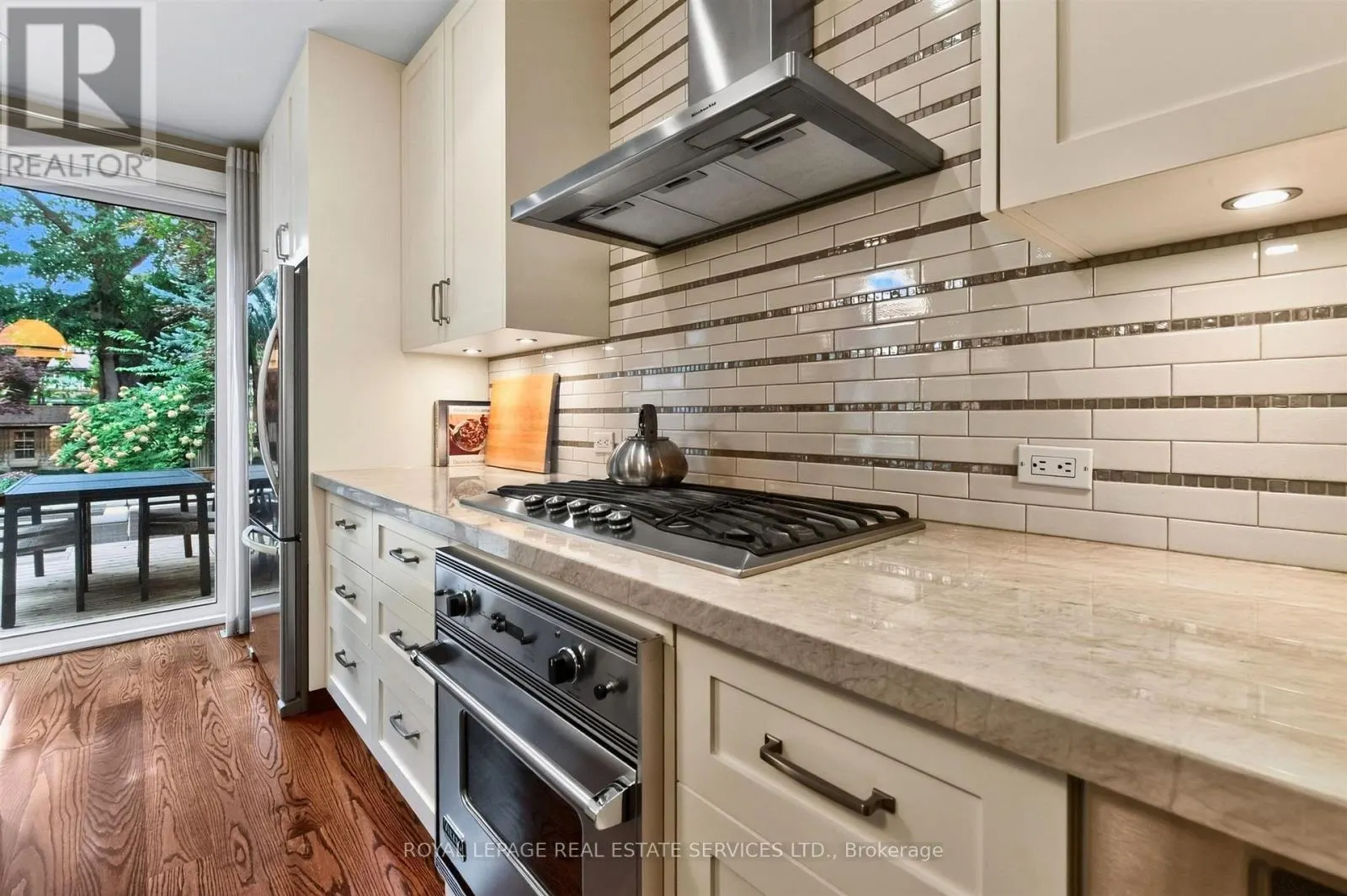 309 WILLARD AVENUE