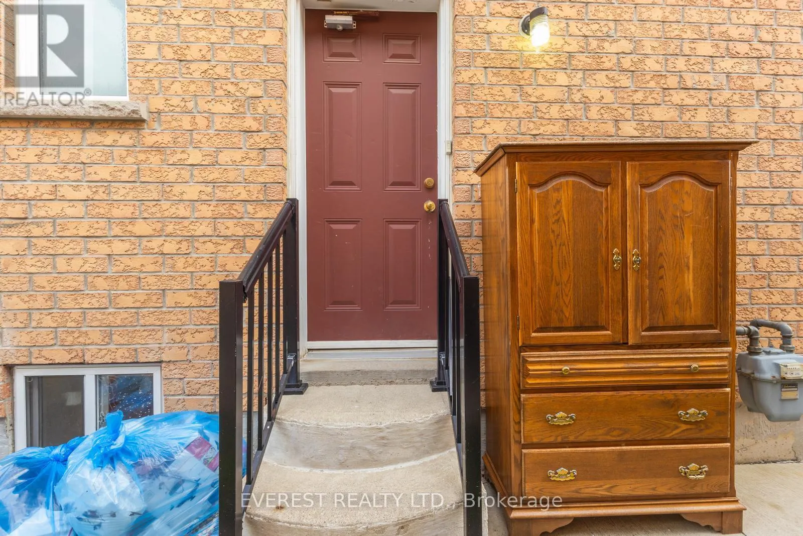 5172 NESTLING GROVE