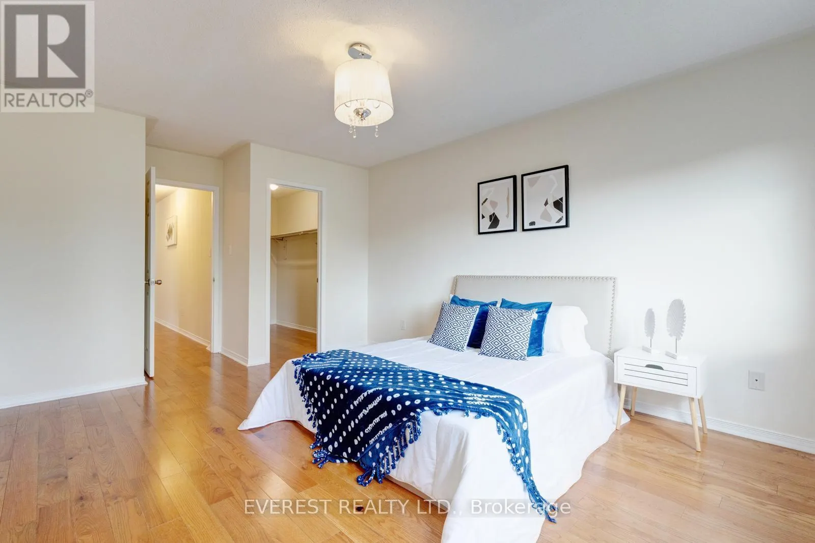 5172 NESTLING GROVE