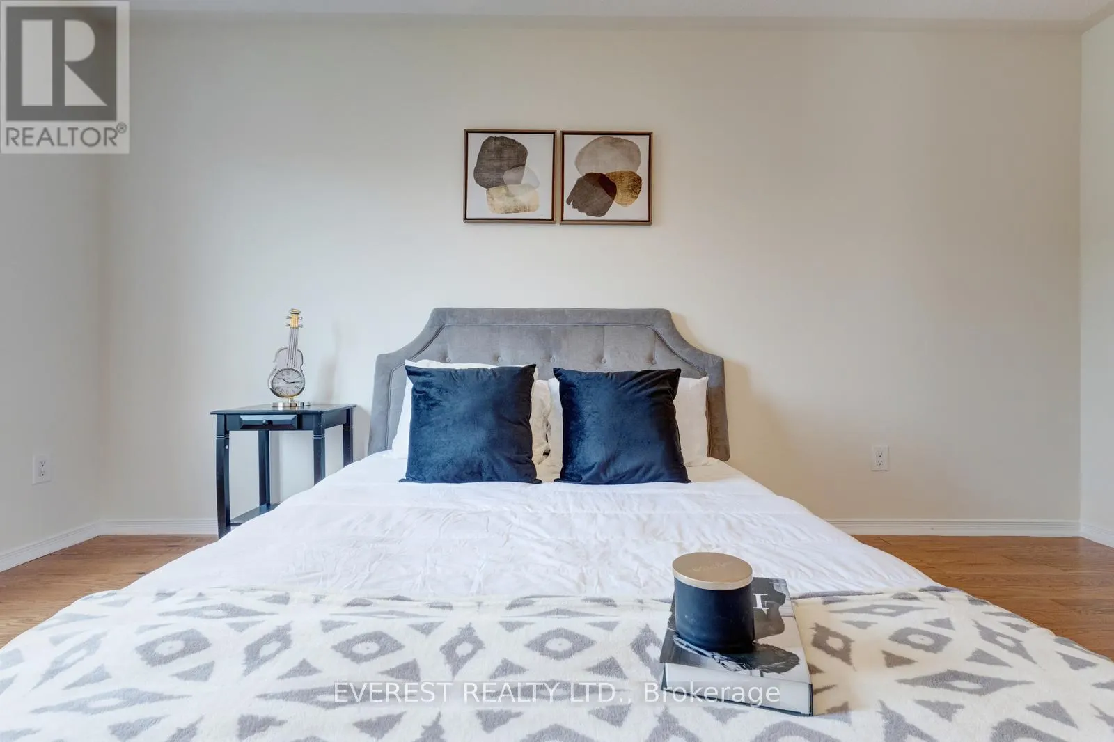 5172 NESTLING GROVE