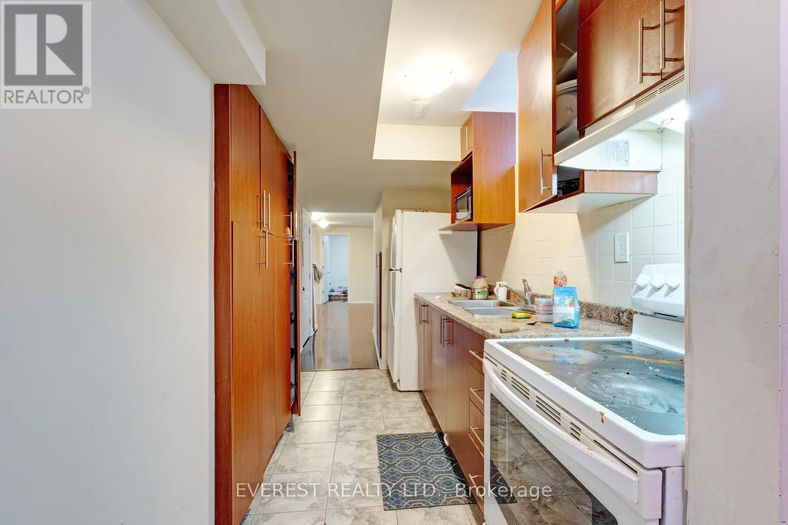 5172 NESTLING GROVE