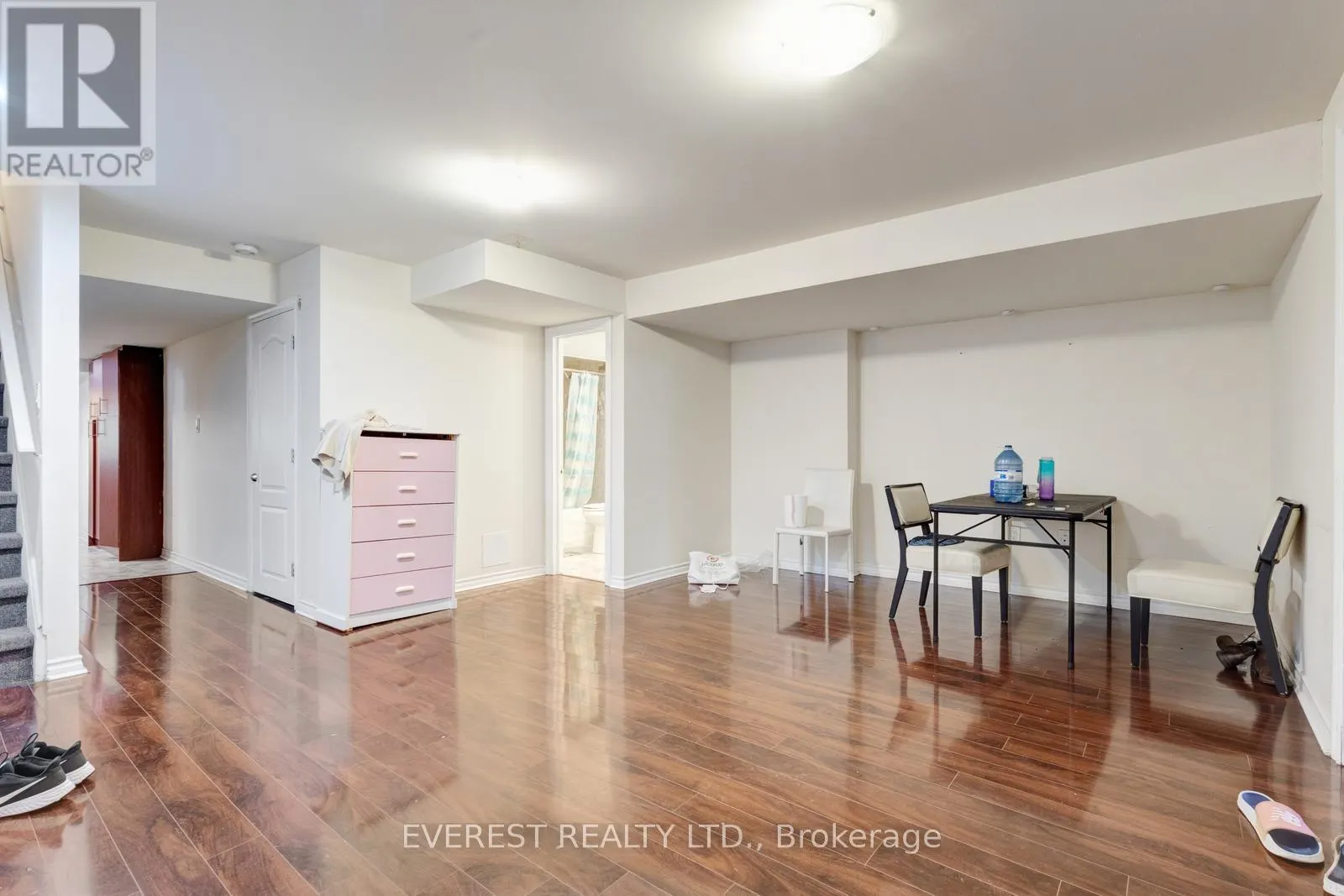 5172 NESTLING GROVE