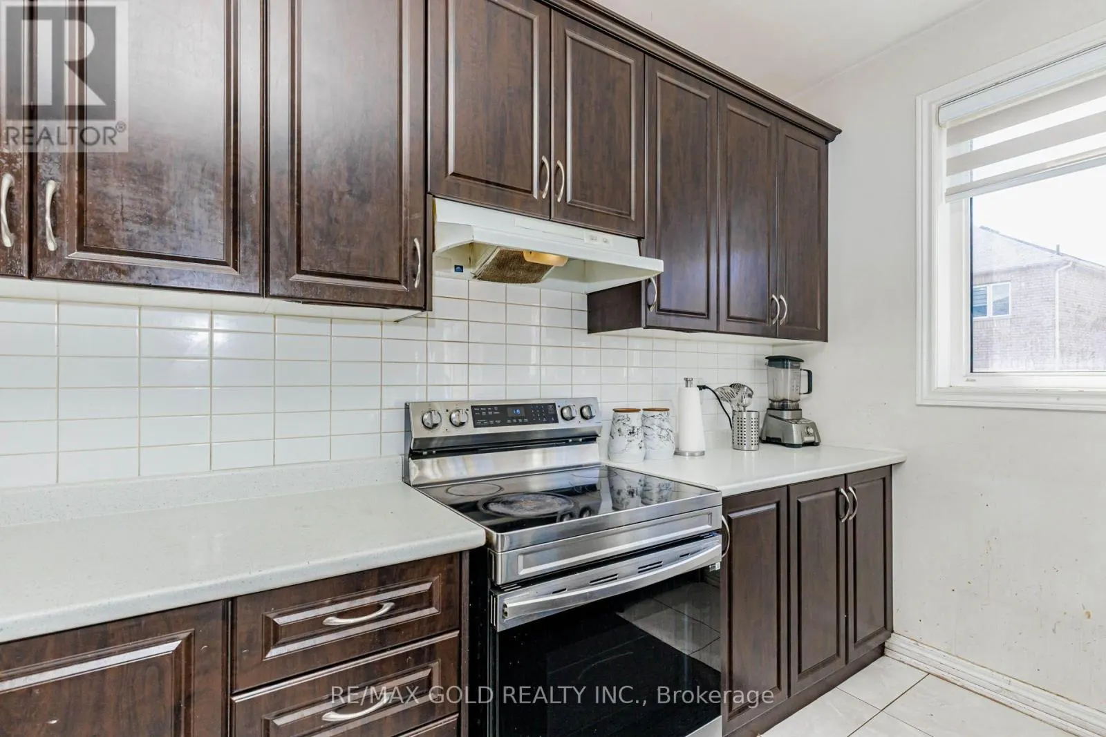 84 PALLESCHI DRIVE