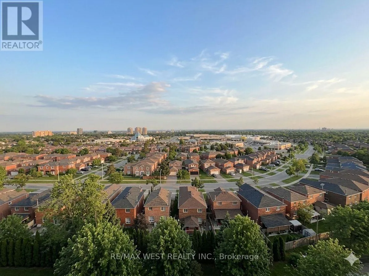 1007 - 300 WEBB DRIVE