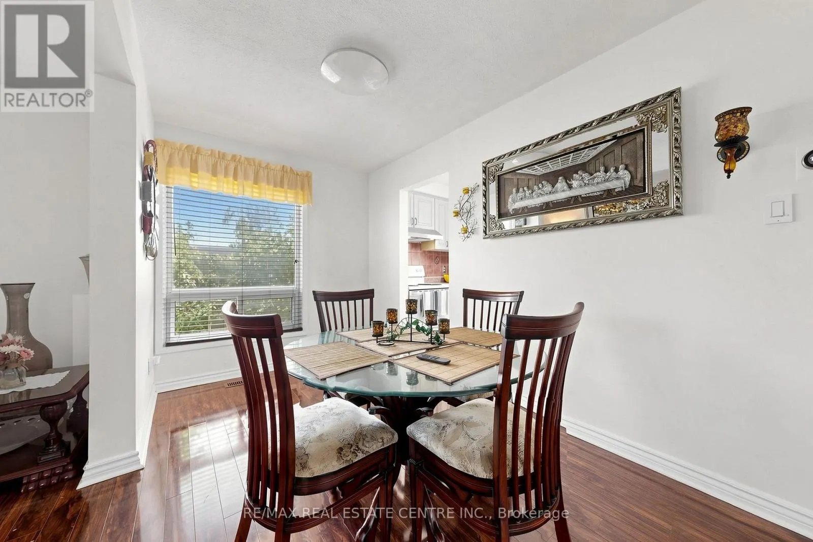 1 HAWKINS COURT
