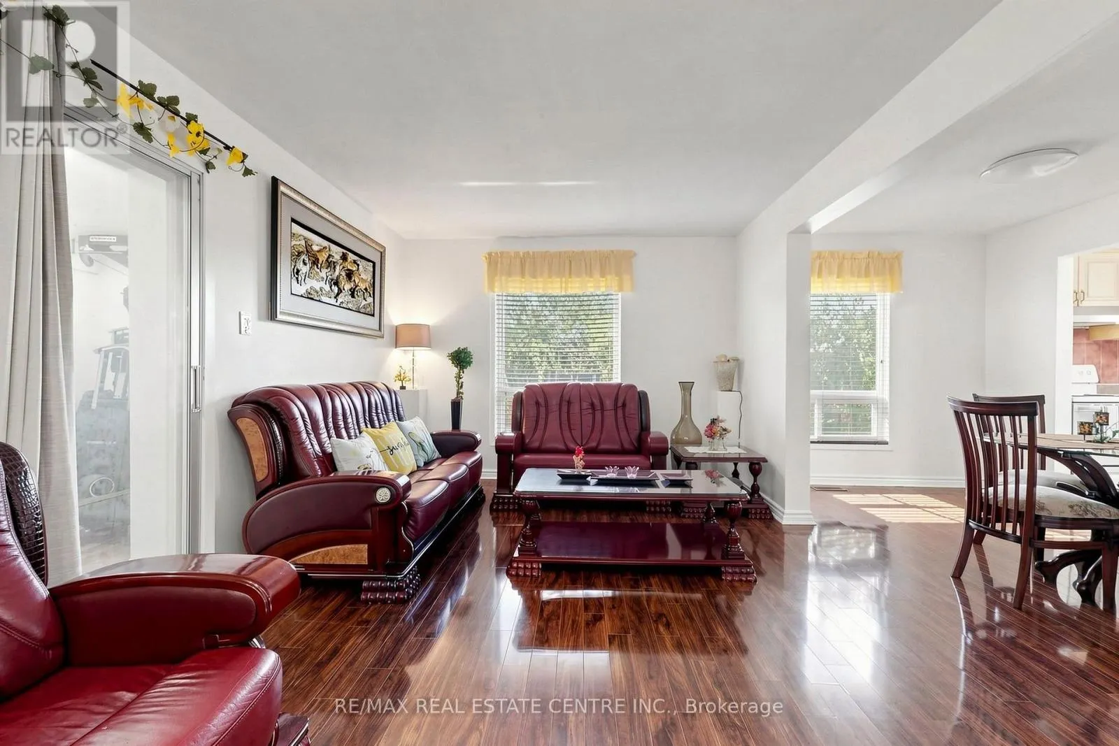 1 HAWKINS COURT