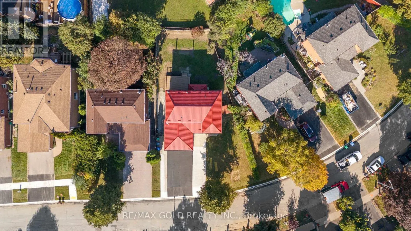 45 PARKSIDE DRIVE