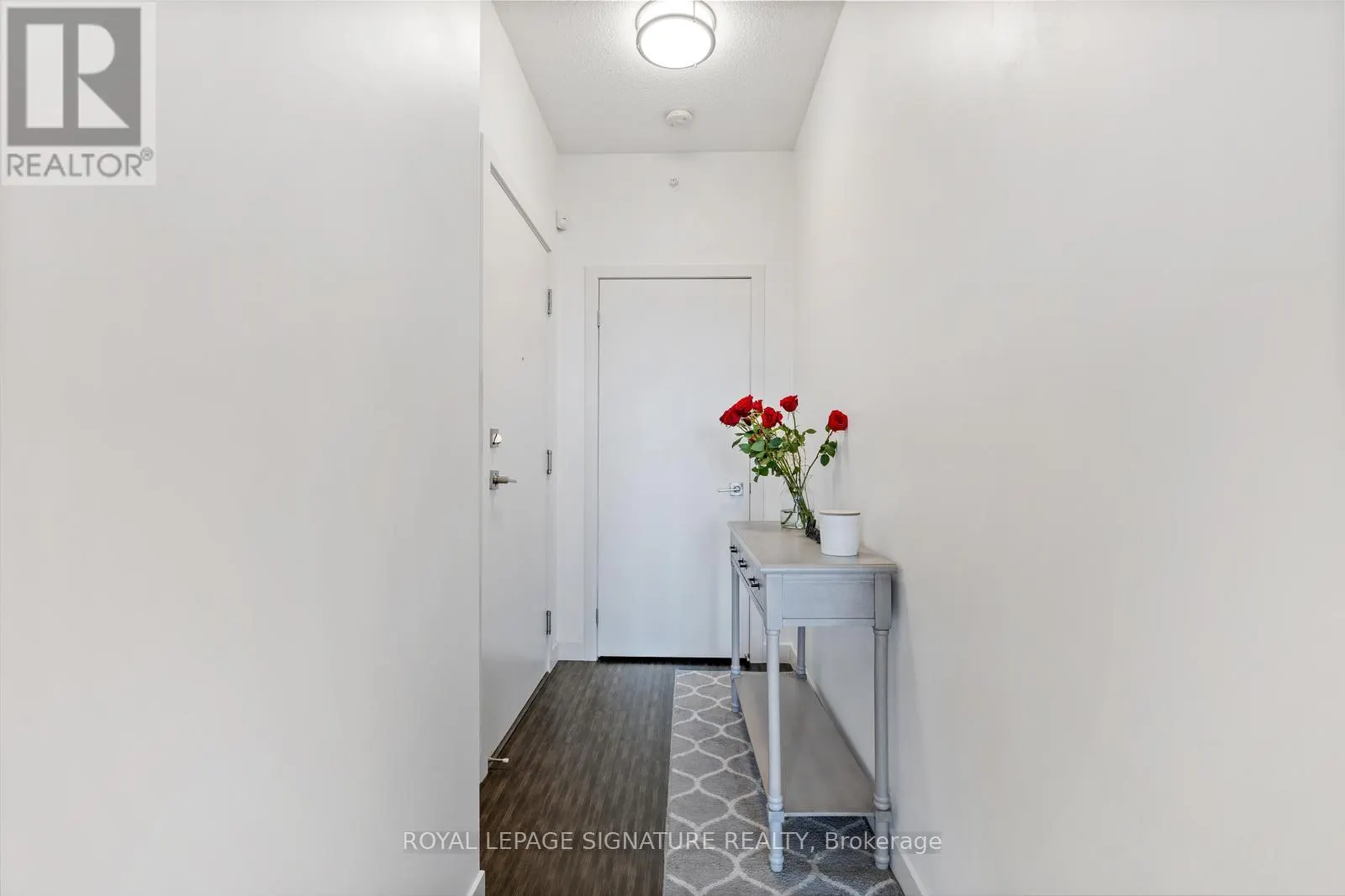 1606 - 2093 FAIRVIEW STREET