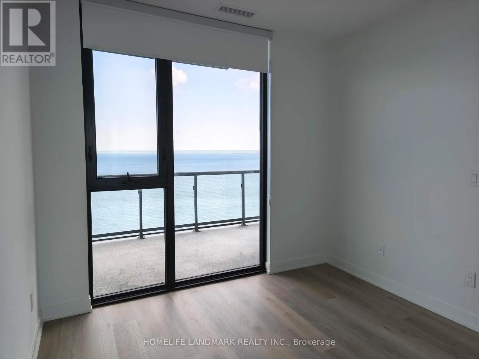 2205 - 2075 LAKESHORE ROAD