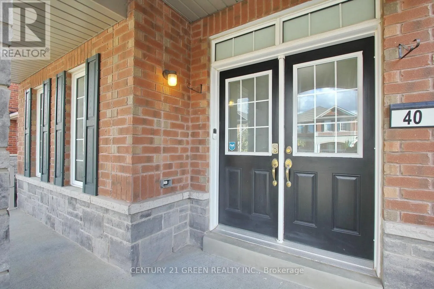 40 COOKVIEW DRIVE
