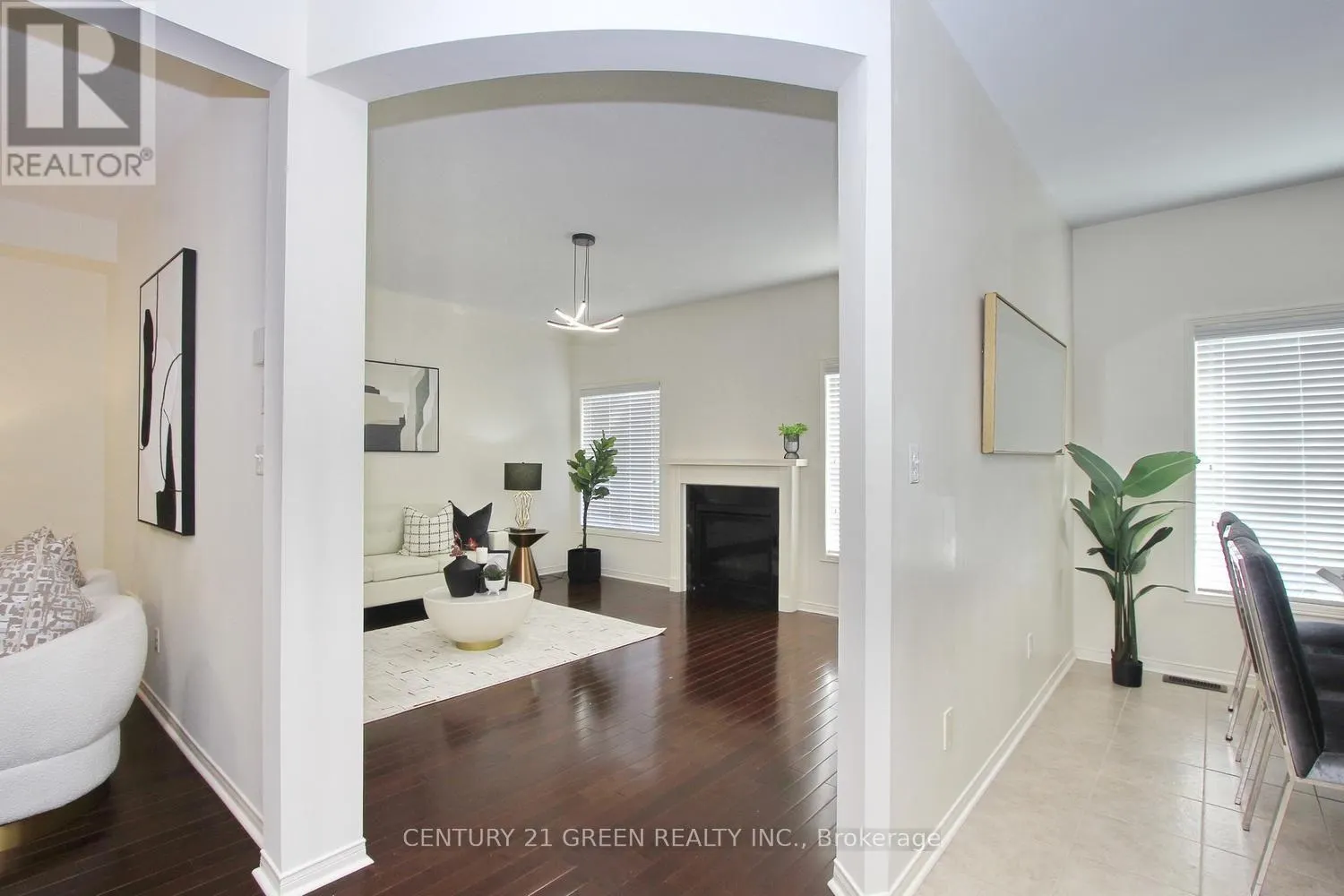 40 COOKVIEW DRIVE