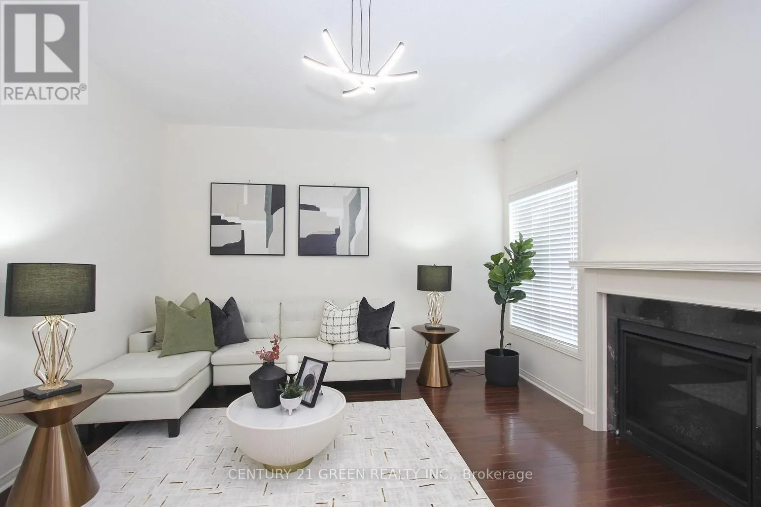 40 COOKVIEW DRIVE
