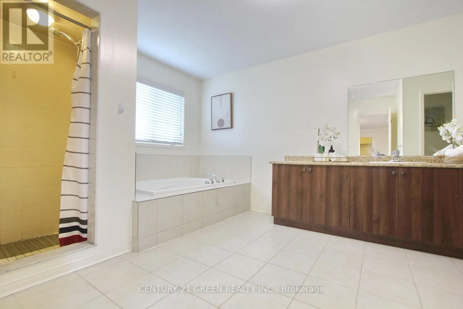 40 COOKVIEW DRIVE