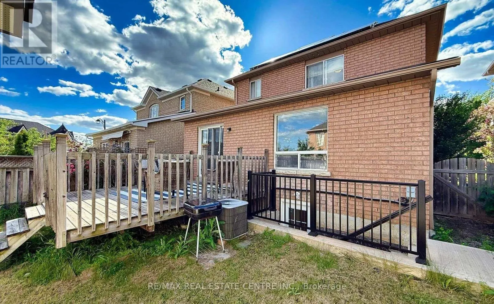 764 AVOCADO CRESCENT