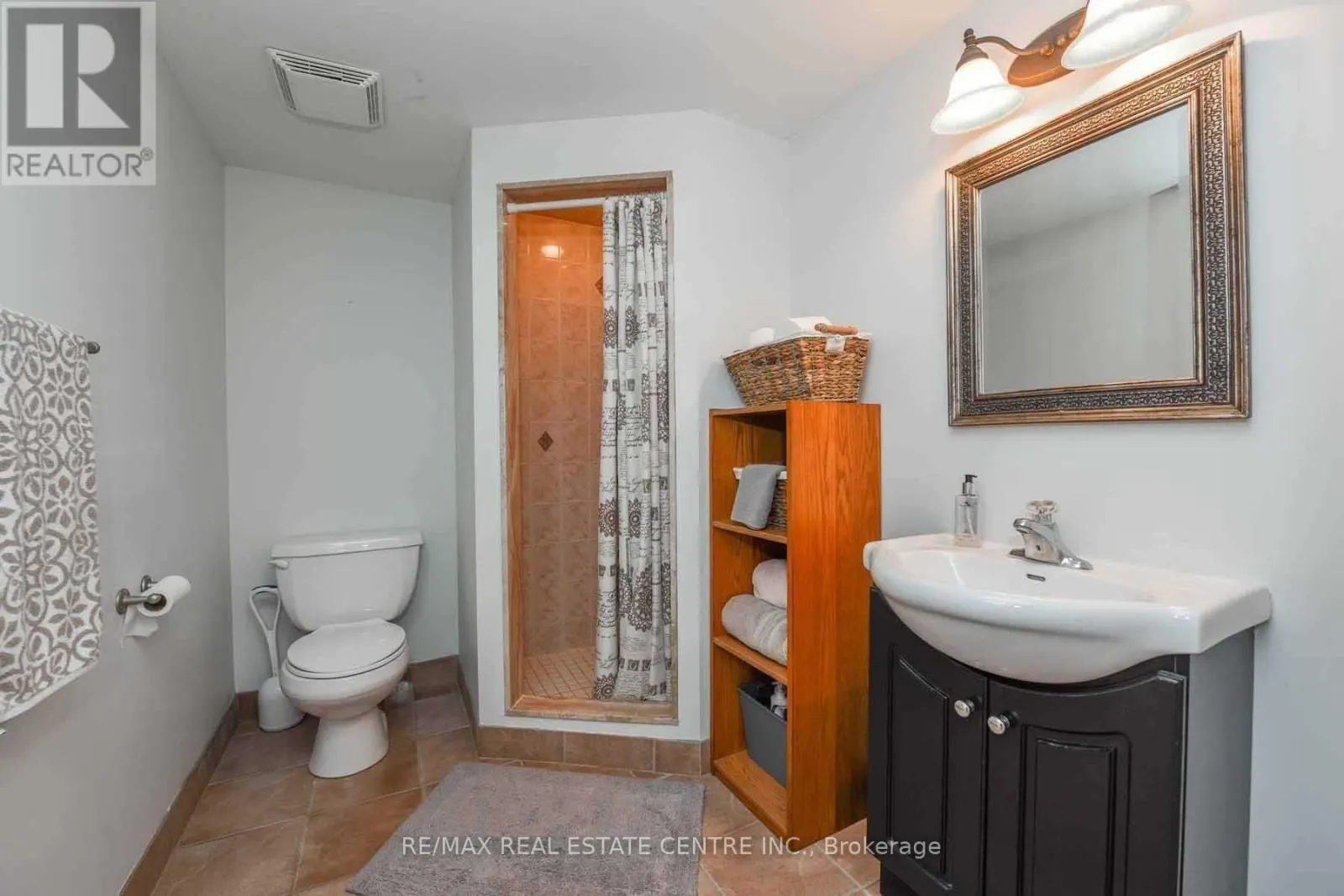764 AVOCADO CRESCENT