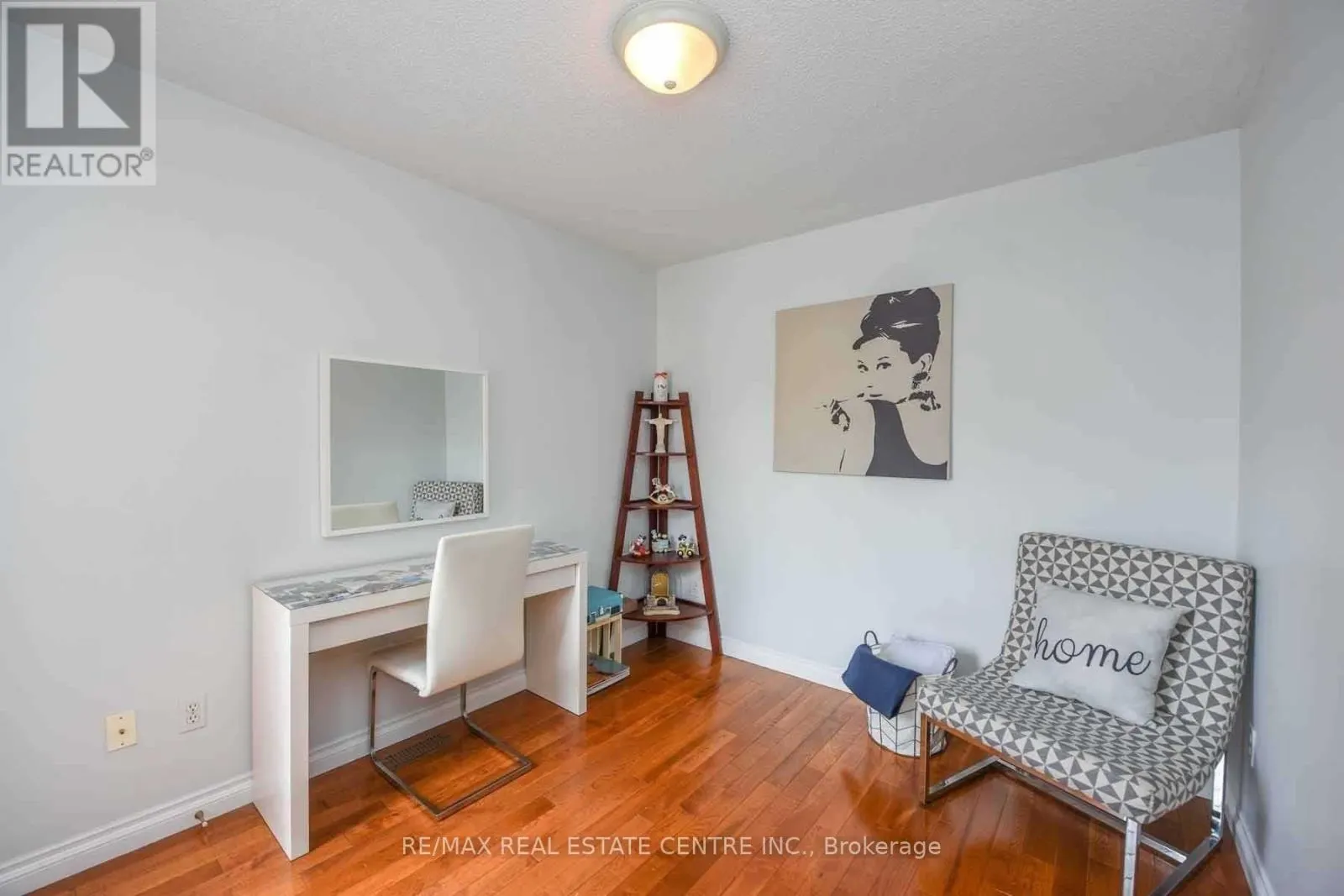 764 AVOCADO CRESCENT