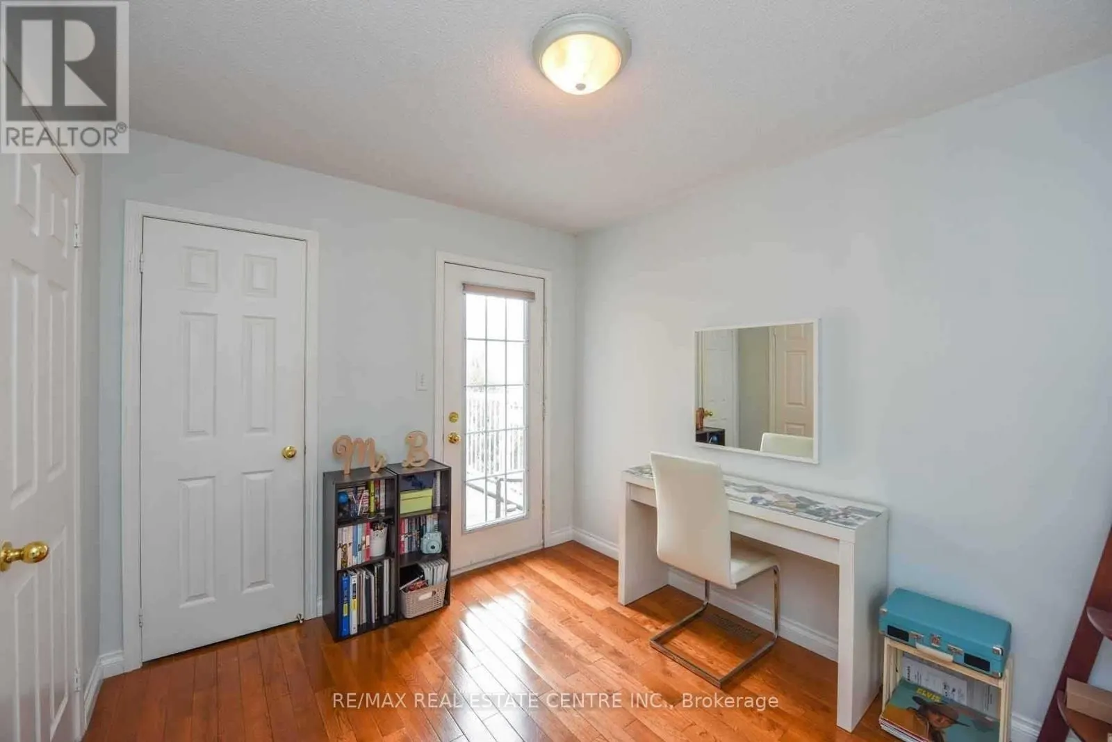 764 AVOCADO CRESCENT